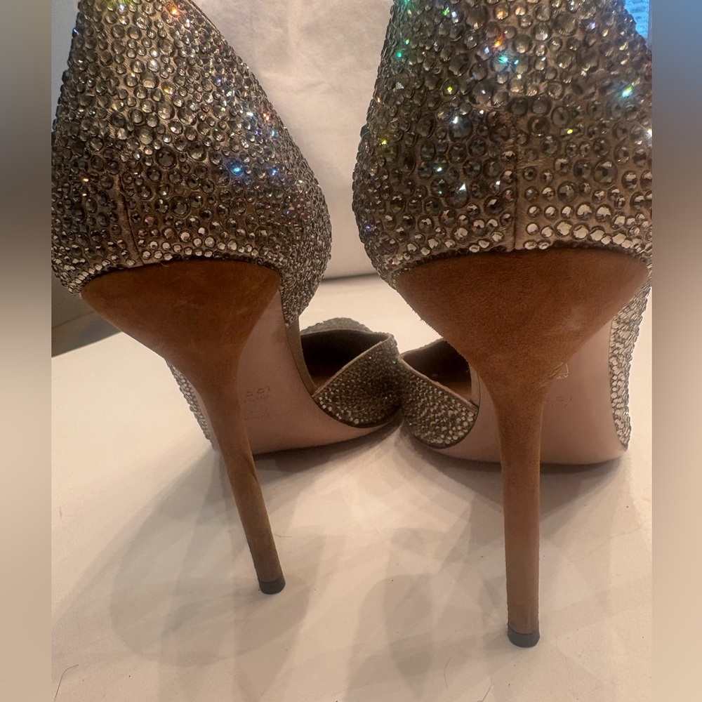 Gucci Silver Rhinestone Heels - Picture 9 of 10